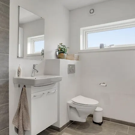 Cozy In With Wifi Holiday home Juelsminde (Hedensted)