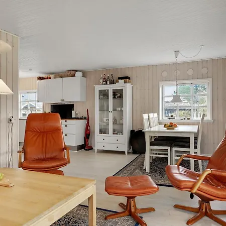 Cozy In With Wifi Holiday home