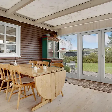 Дом отдыха Cozy In With Wifi